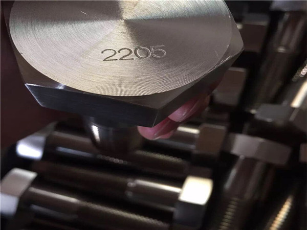 en 1.4462 f51 uns s31803 saf 2205 স্ক্রু