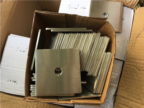 কাস্টমাইজড সুপার ডুপ্লেক্স এস 32205 (f60) স্টেইনলেস স্টিল স্কোয়ার প্লেট ওয়াশার / বেদী